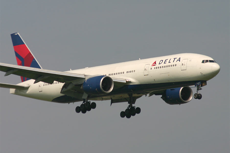Boeing 777-200 - Delta Air Lines